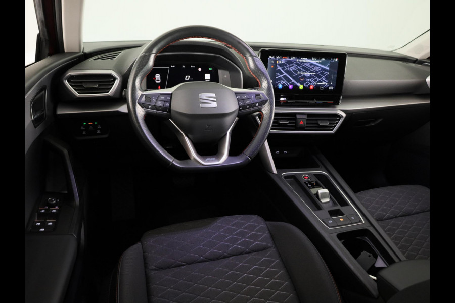 Seat Leon 1.4 TSI eHybrid PHEV FR Business Intense 204 pk Automaat | Navigatie | Panoramadak | Trekhaak (wegklapbaar) | Parkeersensoren achter | Stoelverwarming |