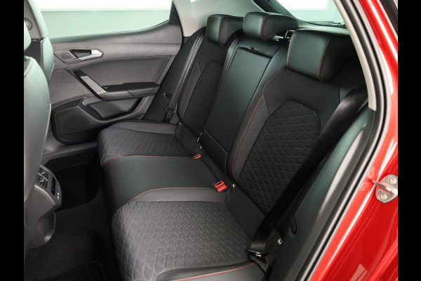 Seat Leon 1.4 TSI eHybrid PHEV FR Business Intense 204 pk Automaat | Navigatie | Panoramadak | Trekhaak (wegklapbaar) | Parkeersensoren achter | Stoelverwarming |