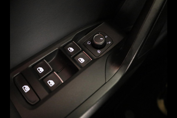 Seat Leon 1.4 TSI eHybrid PHEV FR Business Intense 204 pk Automaat | Navigatie | Panoramadak | Trekhaak (wegklapbaar) | Parkeersensoren achter | Stoelverwarming |