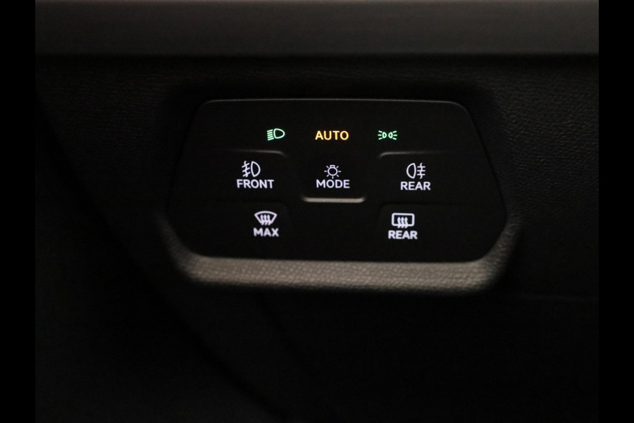 Seat Leon 1.4 TSI eHybrid PHEV FR Business Intense 204 pk Automaat | Navigatie | Panoramadak | Trekhaak (wegklapbaar) | Parkeersensoren achter | Stoelverwarming |