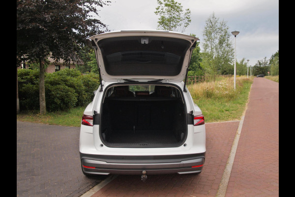 Škoda ENYAQ iV 80 | Camera | Trekhaak | ACC | Sfeerverlichting | Matrix-LED Leer |