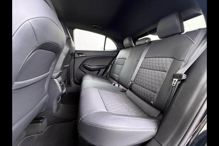 MG MG3 Hybrid+ 1.5 Hybrid+ Luxury 7 JAAR MG FABRIEKS GARANTIE TM 02-2032 | STOEL + STUURVERWARMING | 360 CAMERA | ADAP. CRUISE | DODE HOEK | KEYLESS | APPLE CARPLAY |