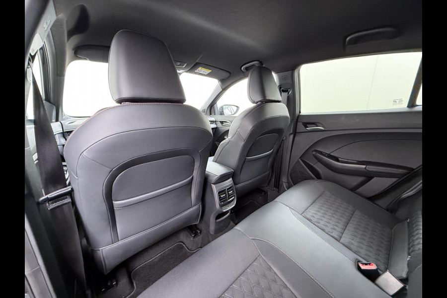 MG MG3 Hybrid+ 1.5 Hybrid+ Luxury 7 JAAR MG FABRIEKS GARANTIE TM 02-2032 | STOEL + STUURVERWARMING | 360 CAMERA | ADAP. CRUISE | DODE HOEK | KEYLESS | APPLE CARPLAY |