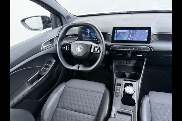 MG MG3 Hybrid+ 1.5 Hybrid+ Luxury 7 JAAR MG FABRIEKS GARANTIE TM 02-2032 | STOEL + STUURVERWARMING | 360 CAMERA | ADAP. CRUISE | DODE HOEK | KEYLESS | APPLE CARPLAY |