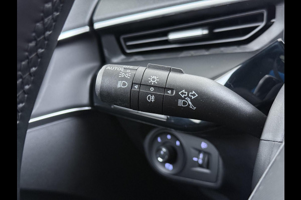 MG MG3 Hybrid+ 1.5 Hybrid+ Luxury 7 JAAR MG FABRIEKS GARANTIE TM 02-2032 | STOEL + STUURVERWARMING | 360 CAMERA | ADAP. CRUISE | DODE HOEK | KEYLESS | APPLE CARPLAY |
