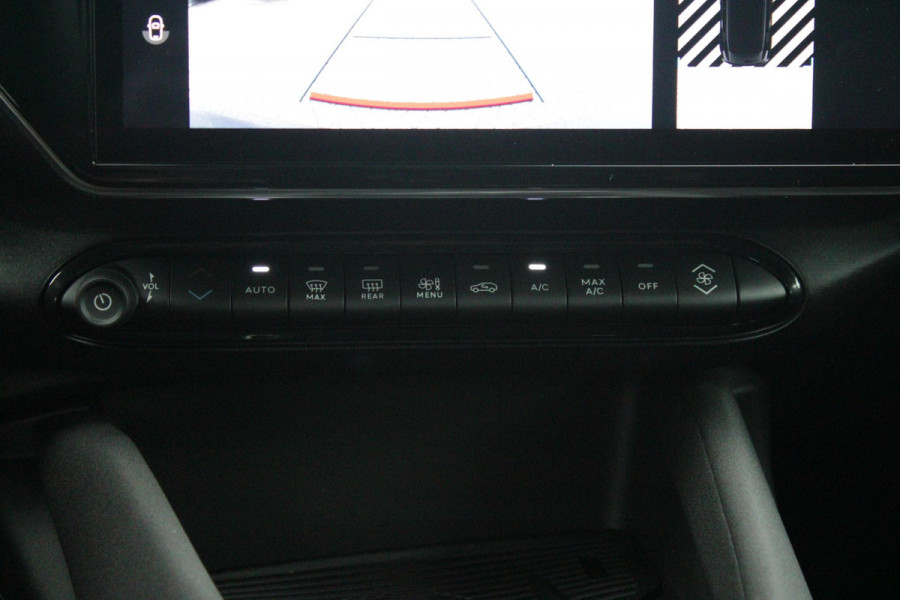 Alfa Romeo junior ELETTRICA SPECIALE 156PK 54 kWh | WARMTEPOMP | TECHNOLOGIE PAKKET (O.A. FULL LED ADAPTIVE MATRIX KOPLAMPEN/DODEHOEK DETECTIE/DRAADLOZE TELEFOONLADER/ACHTERUITRIJ CAMERA/PARKEERSENSOREN VOOR, ACHTER,ZIJKANT) | DRAADLOZE APPLE CARPLAY/ANDROID AUTO | CLIMATE CONTROL | ELEKTRISCH BEDIENBARE ACHTERKLEP | STOEL VERWARMING | ELEKTRISCH BEDIENBARE VOORSTOEL MET MASSAGE FUNCTIE | VERKEERSBORDEN HERKENNING | ADAPTIVE CRUISE CONTROL | KEYLESS ENTRY/START | ALL SEASON BANDEN | LICHTMETALEN VELGEN 18" | NAVIGATIE | DAB+ RADIO |