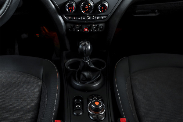 MINI Countryman 1.5 100 PK One Pepper | Cruise | Stoelverw. | PDC | NAV + Apple Carplay | ECC | LM 19" |