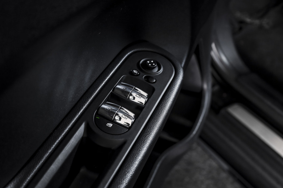 MINI Countryman 1.5 100 PK One Pepper | Cruise | Stoelverw. | PDC | NAV + Apple Carplay | ECC | LM 19" |