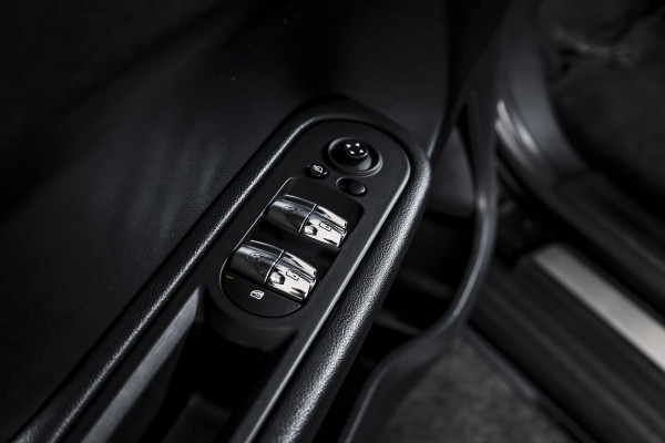 MINI Countryman 1.5 100 PK One Pepper | Cruise | Stoelverw. | PDC | NAV + Apple Carplay | ECC | LM 19" |