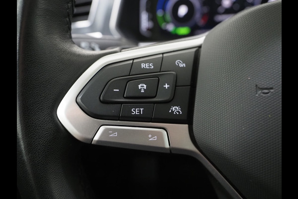 Volkswagen Tiguan 1.4 TSI eHybrid Elegance | Panoramadak | Trekhaak | Camera | Keyless | Adaptive Cruise | Virtual | Carplay