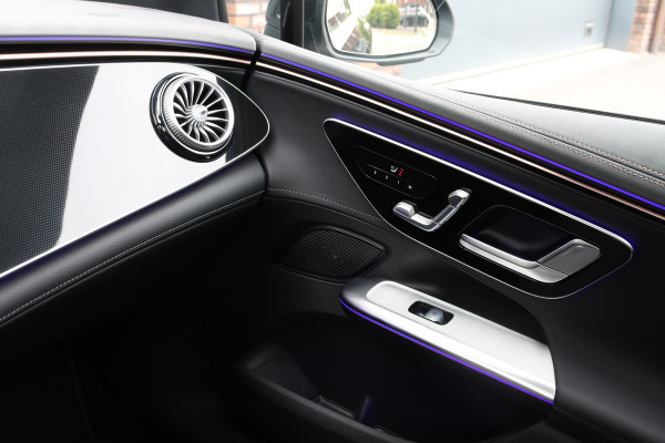 Mercedes-Benz EQE 300 Business Solution 90 kWh | Panoramadak | Distronic | Memory | Camera | Warmtepomp | Keyless Go | Stoelverwarming | 22kW | Leder |