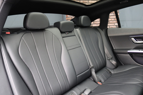 Mercedes-Benz EQE 300 Business Solution 90 kWh | Panoramadak | Distronic | Memory | Camera | Warmtepomp | Keyless Go | Stoelverwarming | 22kW | Leder |