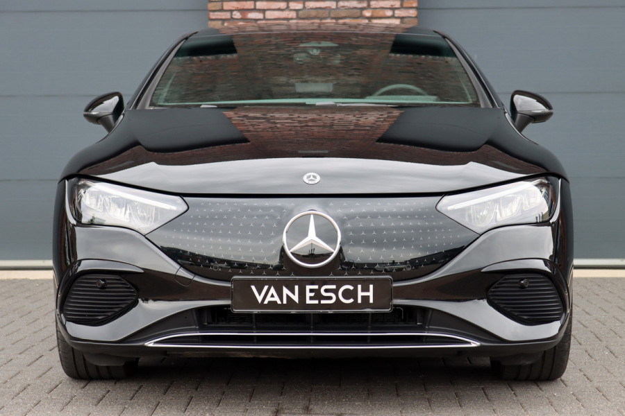Mercedes-Benz EQE 300 Business Solution 90 kWh | Panoramadak | Distronic | Memory | Camera | Warmtepomp | Keyless Go | Stoelverwarming | 22kW | Leder |