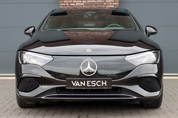 Mercedes-Benz EQE 300 Business Solution 90 kWh | Panoramadak | Distronic | Memory | Camera | Warmtepomp | Keyless Go | Stoelverwarming | 22kW | Leder |