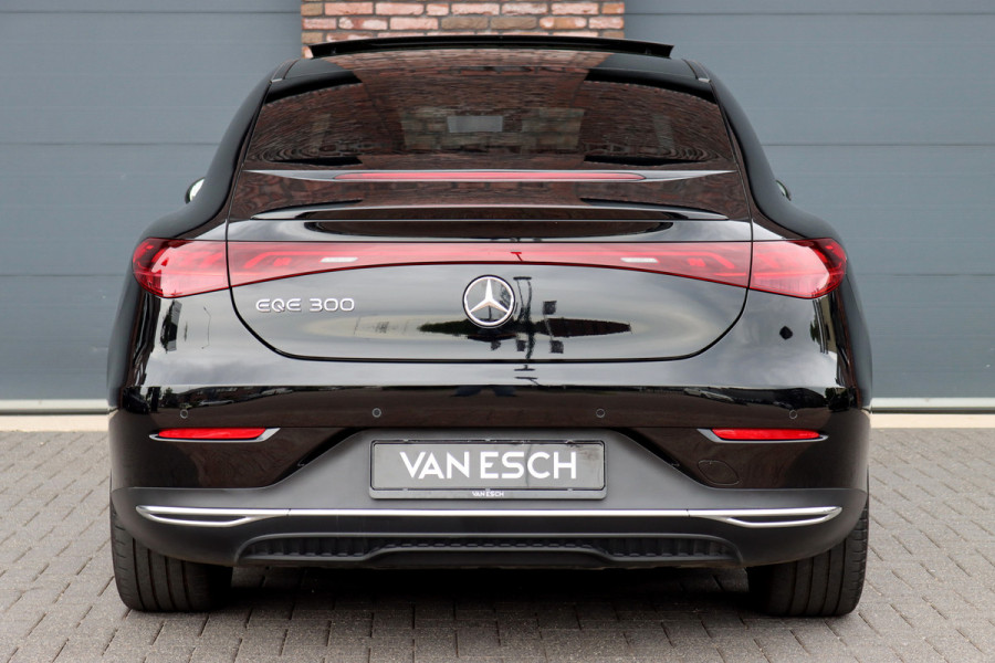 Mercedes-Benz EQE 300 Business Solution 90 kWh | Panoramadak | Distronic | Memory | Camera | Warmtepomp | Keyless Go | Stoelverwarming | 22kW | Leder |
