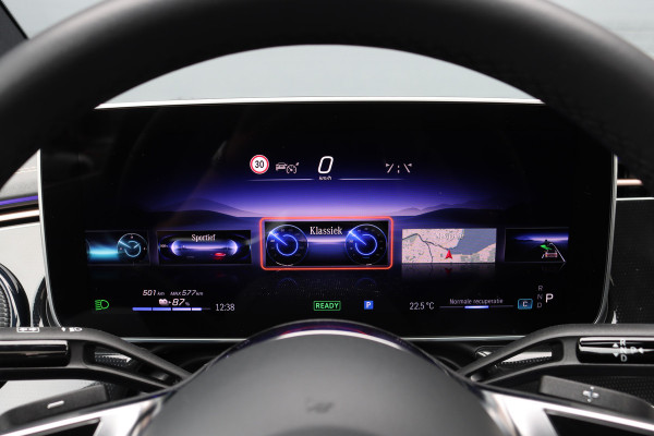 Mercedes-Benz EQE 300 Business Solution 90 kWh | Panoramadak | Distronic | Memory | Camera | Warmtepomp | Keyless Go | Stoelverwarming | 22kW | Leder |