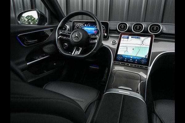 Mercedes-Benz C-Klasse 180 AMG Line | NL-Auto | Panoramadak | Night-Pakket | Ambiance Interieur | Camera | Elektr. Verst. Voorstoelen + Verwarming |