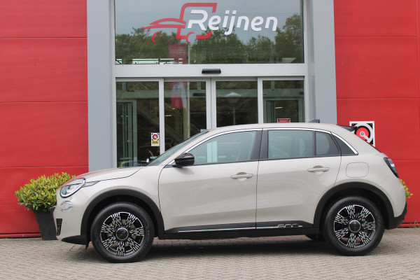 Fiat 600 1.2 Hybrid 110PK AUTOMAAT URBAN | STOEL/VOORRUIT VERWARMING | KEYLESS ENTRY/START | 17" LICHTEMATELN VELGEN | DRAADLOZE TELEFOONLADER | DRAADLOZE APPLE CARPLAY/ANDROID AUTO | NAVIGATIE | DAB+ RADIO | PARKEERSENSOREN VOOR + ACHTER | ACHTERUITRIJ CAMERA | CRUISE CONTROL | LED KOPLAMPEN |