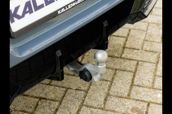 BMW iX2 eDrive20 M-Sport - Pano - Trekhaak - Memoryzetel - Stuurwiel Verwarmd