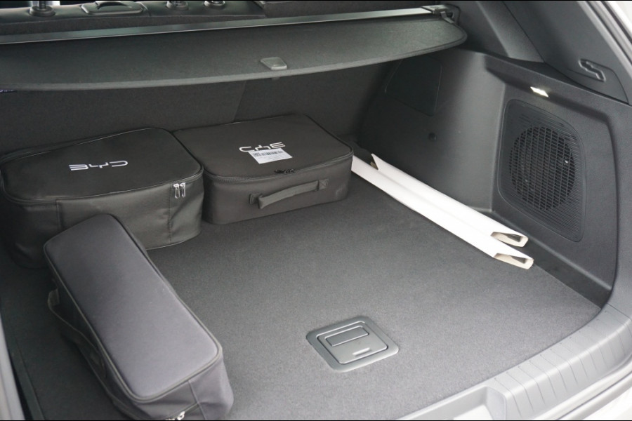 BYD SEAL U 1.5 Turbo DM-i AWD Design 323 pk | 1.300 TREKGEWICHT | 360°CAM