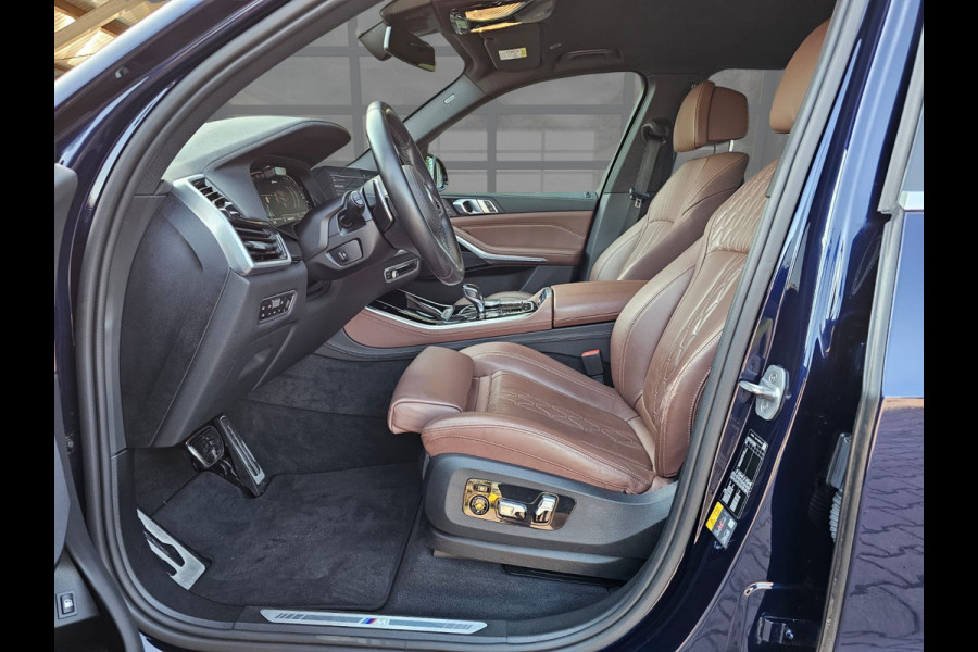 BMW X5 xDrive45e High Executive M-Sport | Luchtvering |  Elek. trekhaak | Safety pack | Achterasbesturing | HUD | M aerodynamica | Leder |
