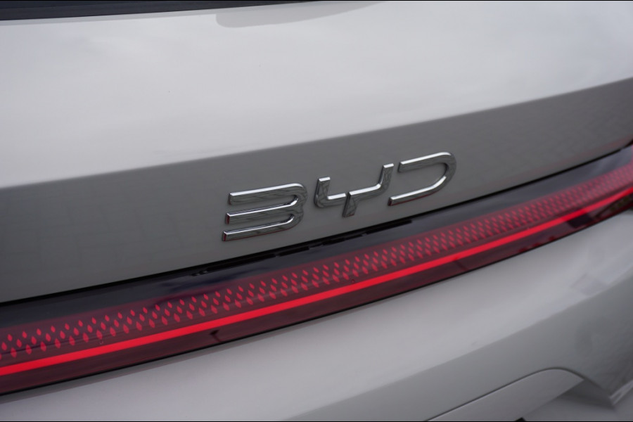 BYD SEAL U 1.5 Turbo DM-i AWD Design 323 pk | 1.300 TREKGEWICHT | PANO!!