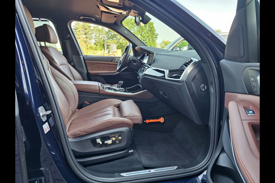 BMW X5 xDrive45e High Executive M-Sport | Luchtvering |  Elek. trekhaak | Safety pack | Achterasbesturing | HUD | M aerodynamica | Leder |