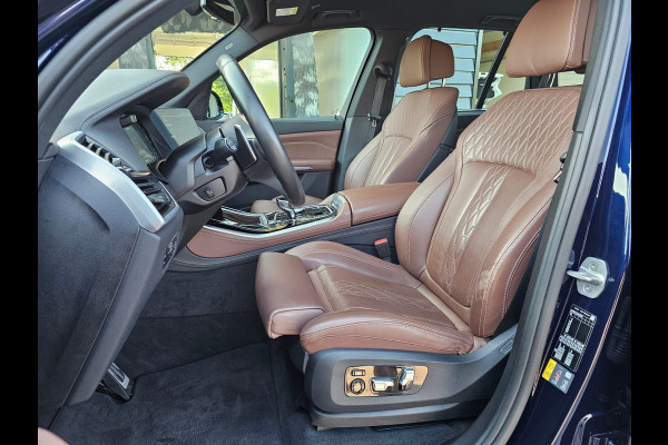 BMW X5 xDrive45e High Executive M-Sport | Luchtvering |  Elek. trekhaak | Safety pack | Achterasbesturing | HUD | M aerodynamica | Leder |