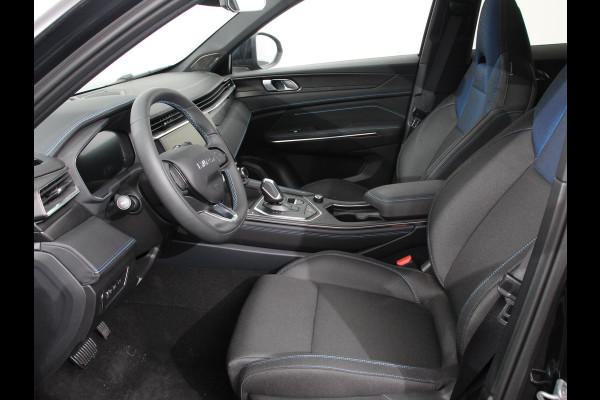 Lynk & Co 01 1.5 Panoramadak Airco ECC Virtual Coickpit PDC VA + Camera Adaptive Cruise Control Full LED 20" LM Velgen