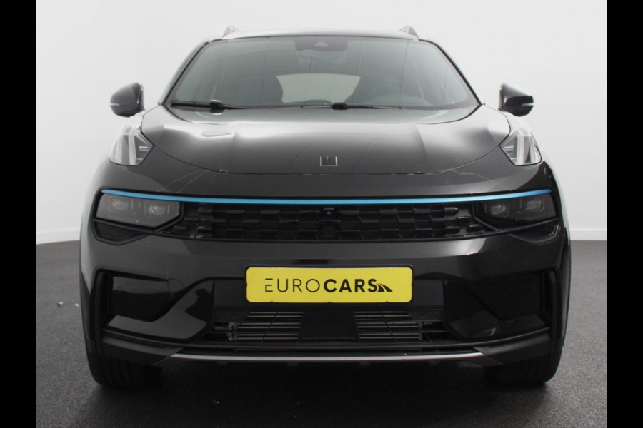 Lynk & Co 01 1.5 Panoramadak Airco ECC Virtual Coickpit PDC VA + Camera Adaptive Cruise Control Full LED 20" LM Velgen