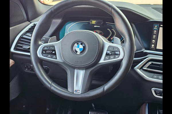BMW X5 xDrive45e High Executive M-Sport | Luchtvering |  Elek. trekhaak | Safety pack | Achterasbesturing | HUD | M aerodynamica | Leder |
