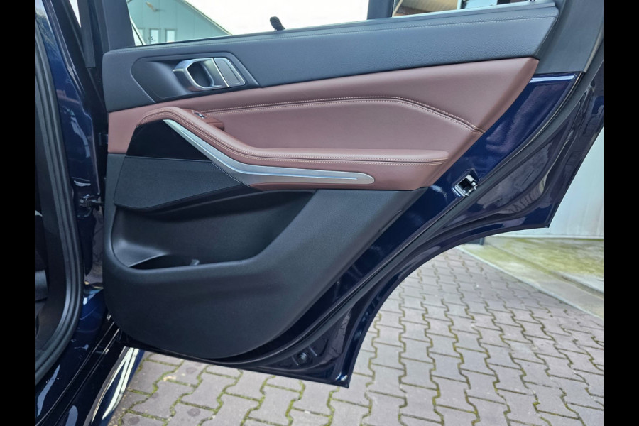 BMW X5 xDrive45e High Executive M-Sport | Luchtvering |  Elek. trekhaak | Safety pack | Achterasbesturing | HUD | M aerodynamica | Leder |