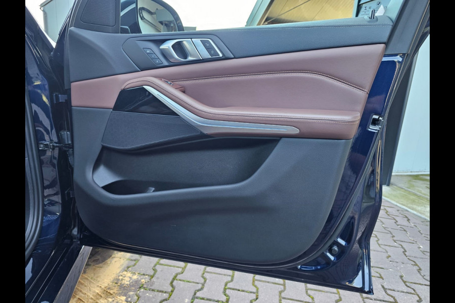 BMW X5 xDrive45e High Executive M-Sport | Luchtvering |  Elek. trekhaak | Safety pack | Achterasbesturing | HUD | M aerodynamica | Leder |