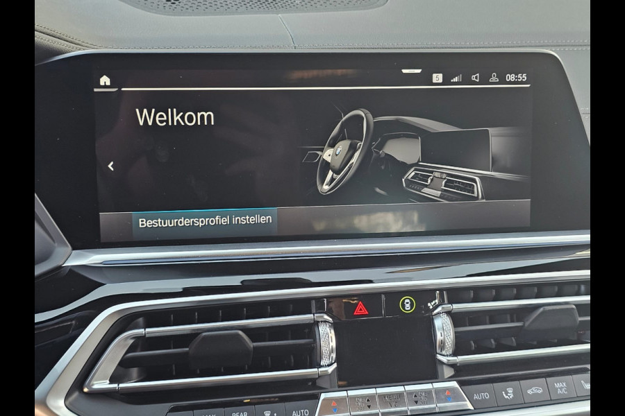 BMW X5 xDrive45e High Executive M-Sport | Luchtvering |  Elek. trekhaak | Safety pack | Achterasbesturing | HUD | M aerodynamica | Leder |
