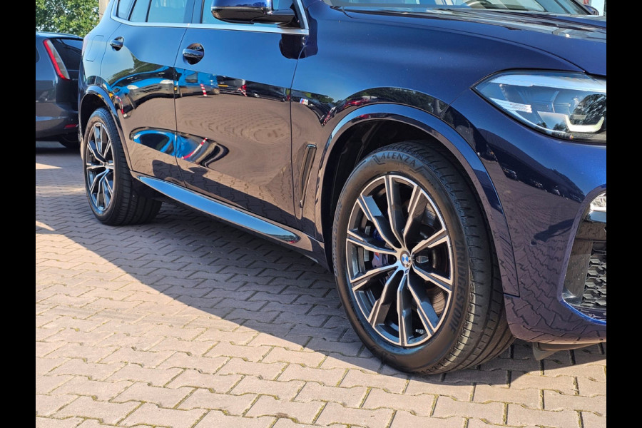 BMW X5 xDrive45e High Executive M-Sport | Luchtvering |  Elek. trekhaak | Safety pack | Achterasbesturing | HUD | M aerodynamica | Leder |