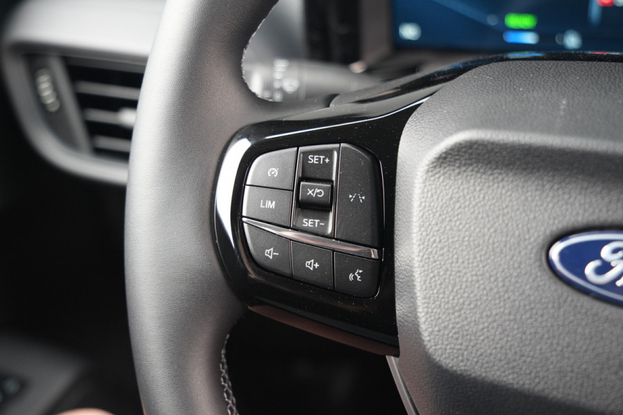 Ford E-Transit Courier Trend 44 kWh 136pk - Stoel/Stuurverwarming - Camera - Cruise - Carplay/Android - Rijklaar