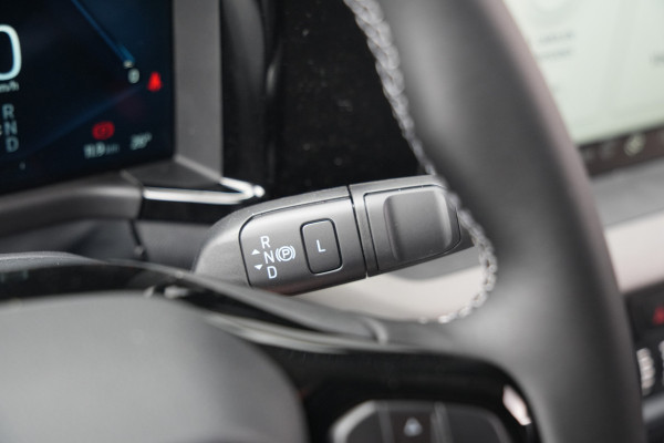 Ford E-Transit Courier Trend 44 kWh 136pk - Stoel/Stuurverwarming - Camera - Cruise - Carplay/Android - Rijklaar
