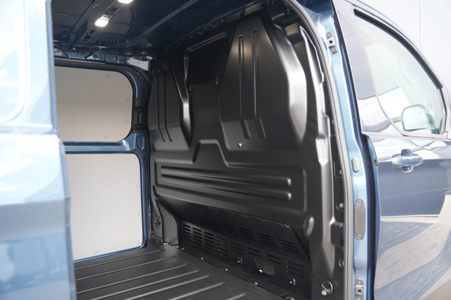 Ford E-Transit Custom 320 L2H1 Sport 71 kWh 218pk - 2x Schuif - Stoel/Stuurverwarming - Cruise - Keyless - Rijklaar