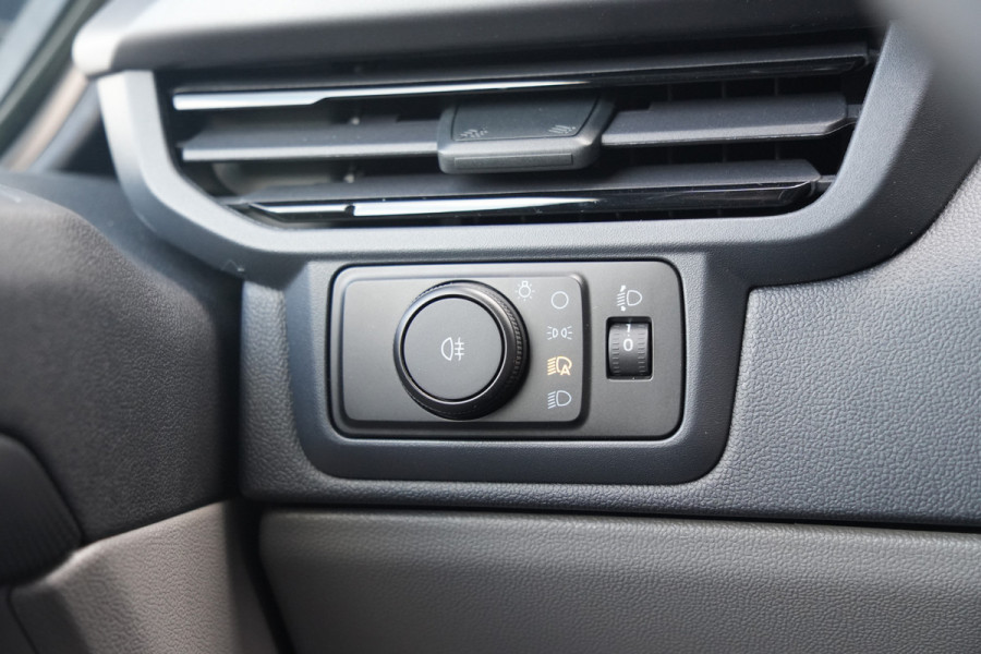 Ford E-Transit Custom 320 L2H1 Sport 71 kWh 218pk - 2x Schuif - Stoel/Stuurverwarming - Cruise - Keyless - Rijklaar