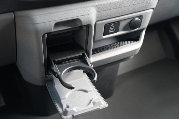 Ford E-Transit Custom 320 L2H1 Sport 71 kWh 218pk - 2x Schuif - Stoel/Stuurverwarming - Cruise - Keyless - Rijklaar