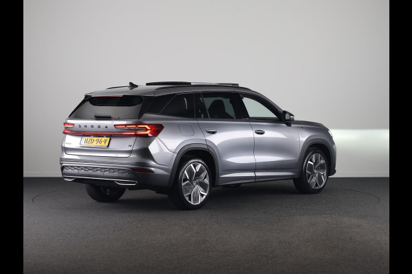Škoda Kodiaq 1.5 TSI PHEV Sportline Business 204 pk Automaat | Verlengde garantie | Navigatie | Panoramadak | Trekhaak (wegklapbaar) | Parkeersensoren | Achteruitrijcamera | Stoelverwarming v/a |