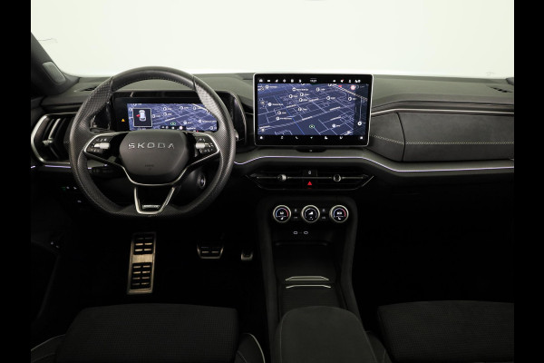 Škoda Kodiaq 1.5 TSI PHEV Sportline Business 204 pk Automaat | Verlengde garantie | Navigatie | Panoramadak | Trekhaak (wegklapbaar) | Parkeersensoren | Achteruitrijcamera | Stoelverwarming v/a |