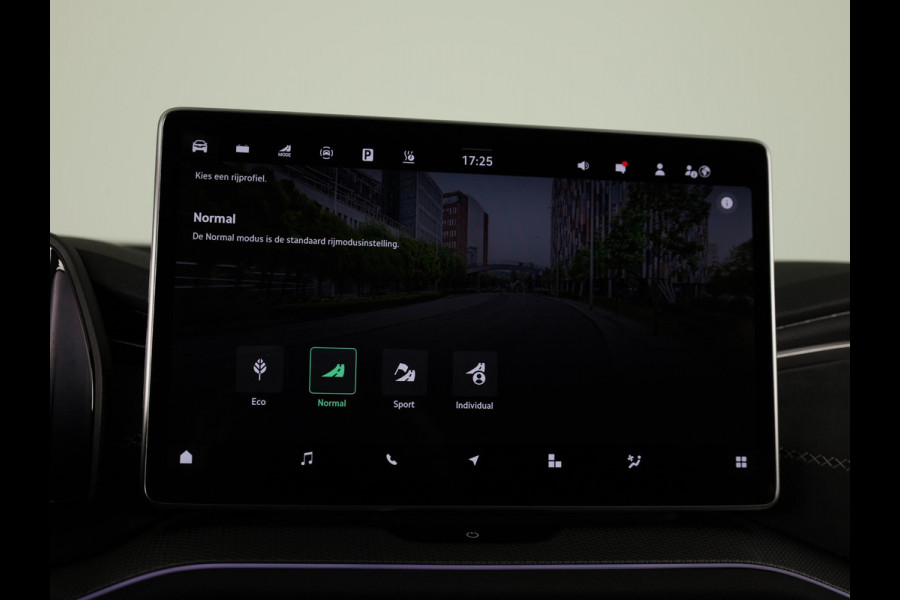 Škoda Kodiaq 1.5 TSI PHEV Sportline Business 204 pk Automaat | Verlengde garantie | Navigatie | Panoramadak | Trekhaak (wegklapbaar) | Parkeersensoren | Achteruitrijcamera | Stoelverwarming v/a |