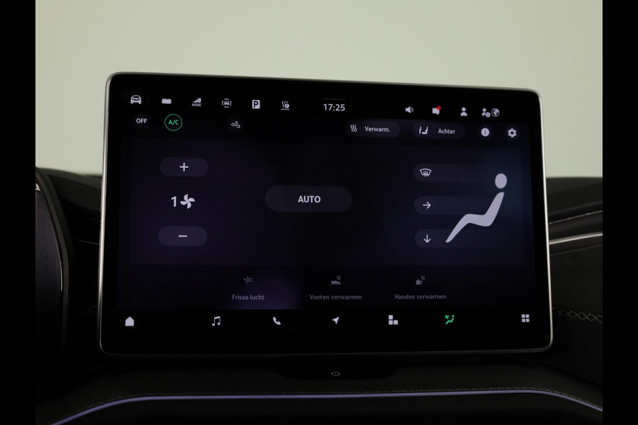 Škoda Kodiaq 1.5 TSI PHEV Sportline Business 204 pk Automaat | Verlengde garantie | Navigatie | Panoramadak | Trekhaak (wegklapbaar) | Parkeersensoren | Achteruitrijcamera | Stoelverwarming v/a |