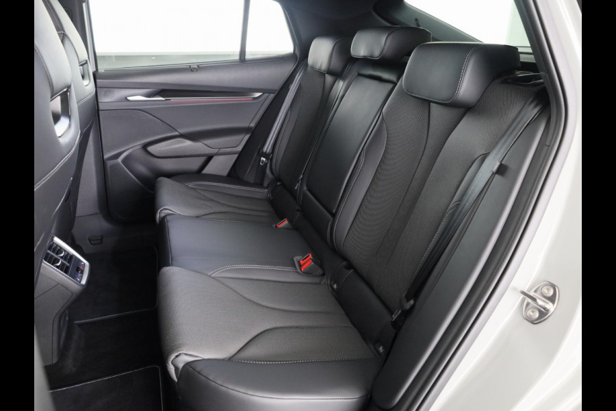 Škoda Enyaq Coupé RS 340pk 4x4 | Leder | 21 inch | DCC | MAXX pakket | Head up | Elek. stoelen | Canton Sound |