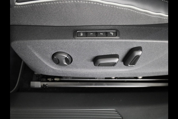 Škoda Enyaq Coupé RS 340pk 4x4 | Leder | 21 inch | DCC | MAXX pakket | Head up | Elek. stoelen | Canton Sound |