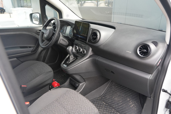 Mercedes-Benz eCitan 112 Base L2 45 kWh 122pk - Cruise - Camera - PDC - Snelladen - Auto Clima - Rijklaar