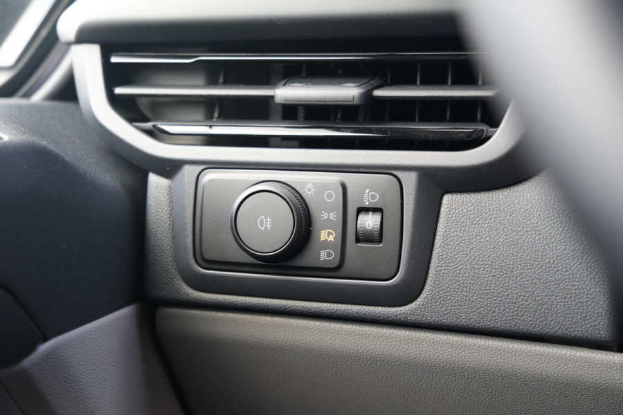 Ford E-Transit Custom 320 L2H1 Sport 71 kWh 218pk2x Schuif - Stoel/Stuurverwarming - Cruise - Keyless - Rijklaar