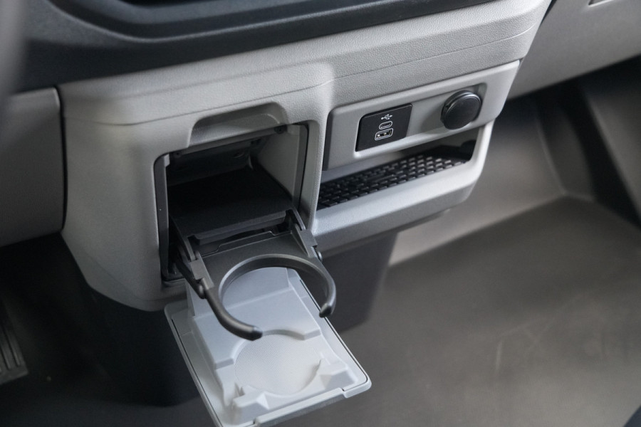 Ford E-Transit Custom 320 L2H1 Sport 71 kWh 218pk2x Schuif - Stoel/Stuurverwarming - Cruise - Keyless - Rijklaar