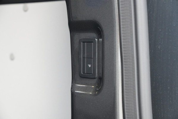 Ford E-Transit Custom 320 L2H1 Sport 71 kWh 218pk2x Schuif - Stoel/Stuurverwarming - Cruise - Keyless - Rijklaar